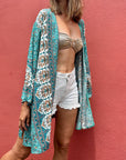 Alba - Turquoise : Kimono court bohème léger et élégant en toute occasion
