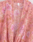 Giulia – Rose : Kimono court d’été, léger et élégant