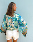 Giulia – Bleu ciel : Kimono court d’été, léger et élégant