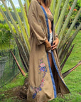 Charlize - Vert olive : Kimono long bohème, fluide et élégant en toute occasion