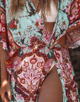 Charlize - Menthe florale : Kimono long bohème, fluide et élégant en toute occasion