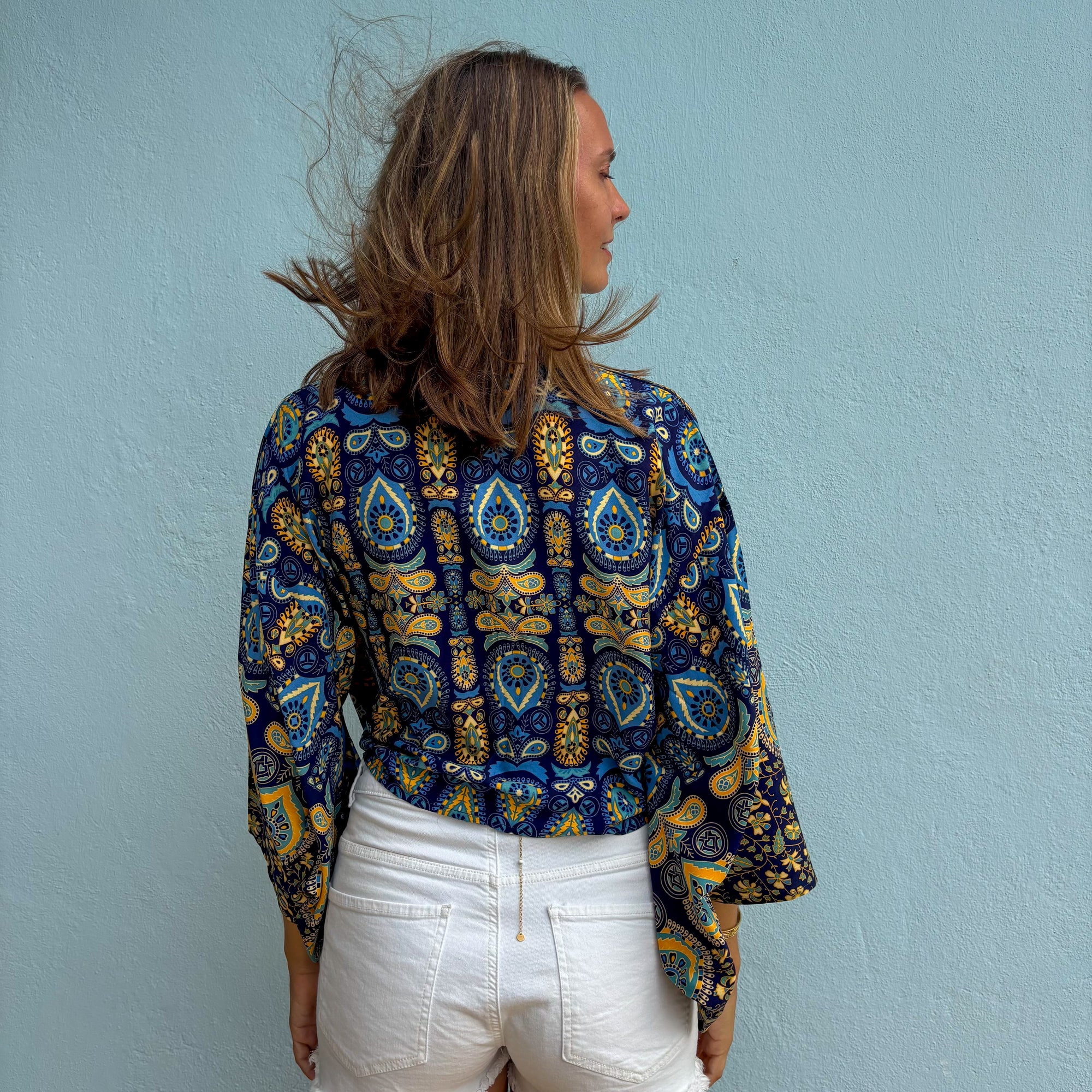 Giulia – Bleu jaune : Kimono court d’été, léger et élégant