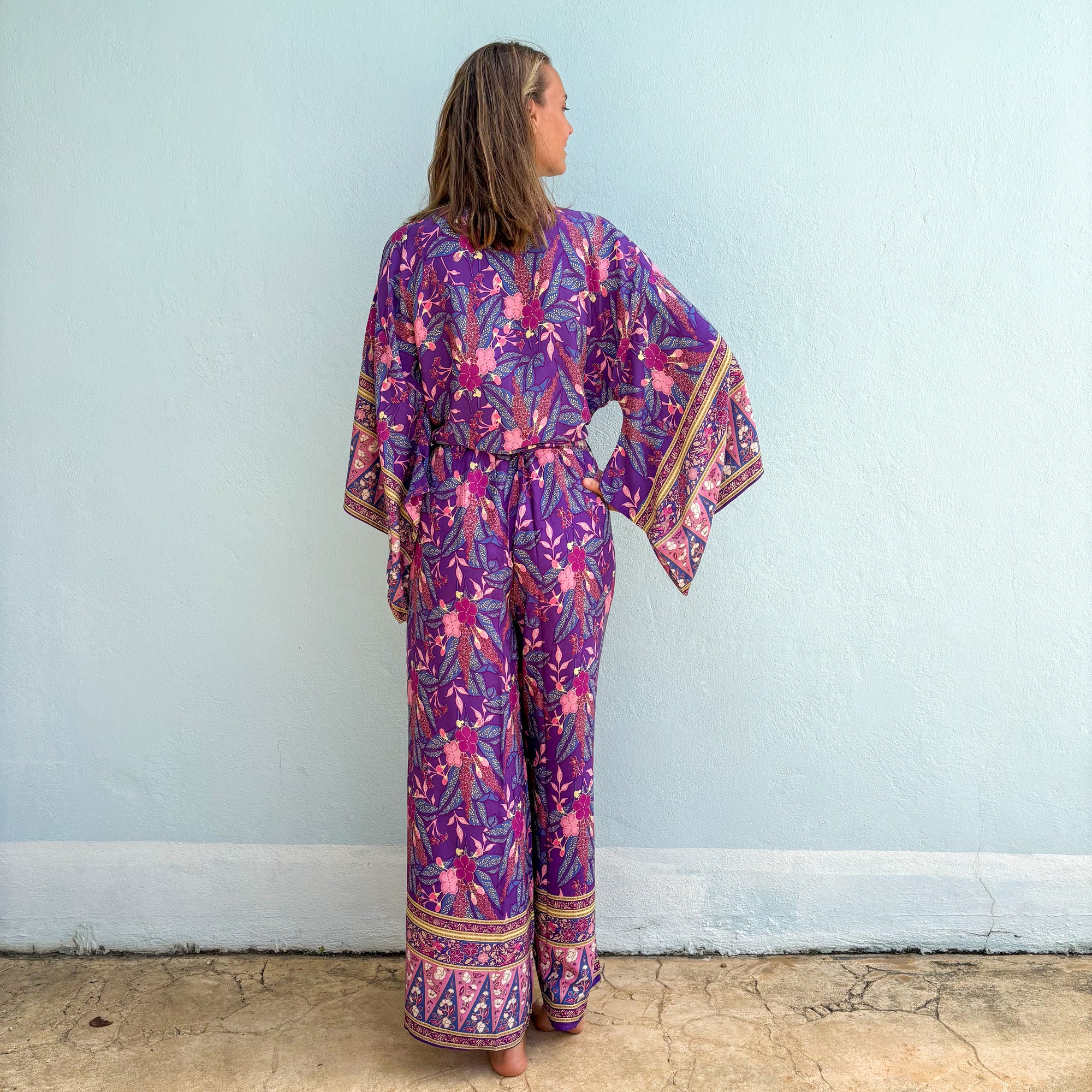 Giulia — Ensemble kimono court &amp; pantalon fluide imprimé - Brume de lavande