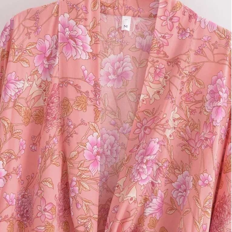 Giulia – Rose : Kimono court d’été, léger et élégant