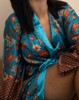 Uluwatu – Turquoise fleuri : Kimono long en soie