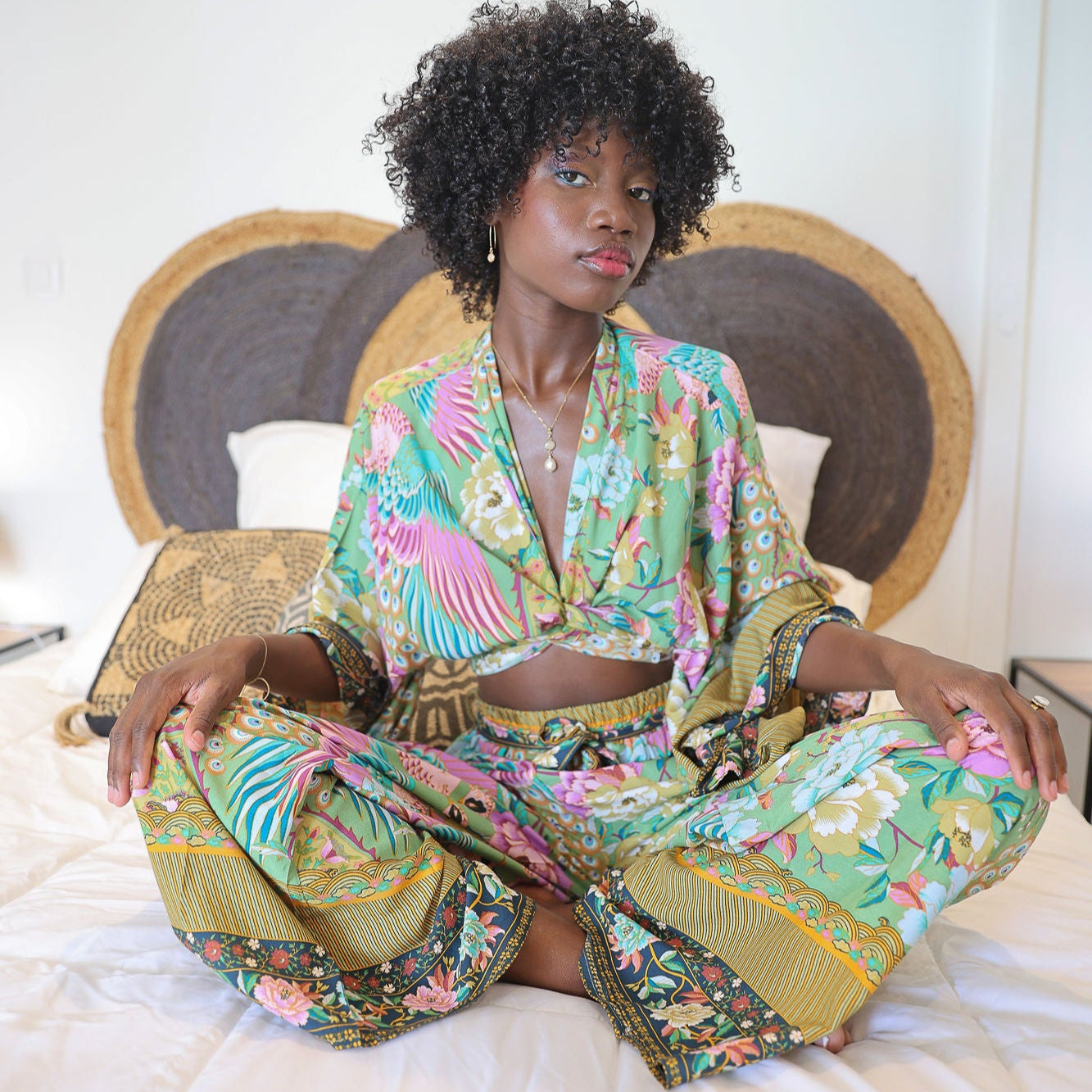 Giulia — Ensemble kimono court pantalon fluide imprimé Éveil