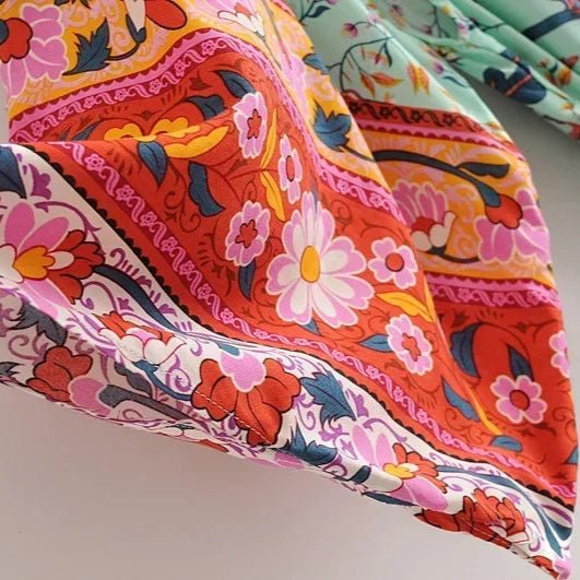 Charlize - Menthe florale : Kimono long bohème, fluide et élégant en toute occasion - Amboria