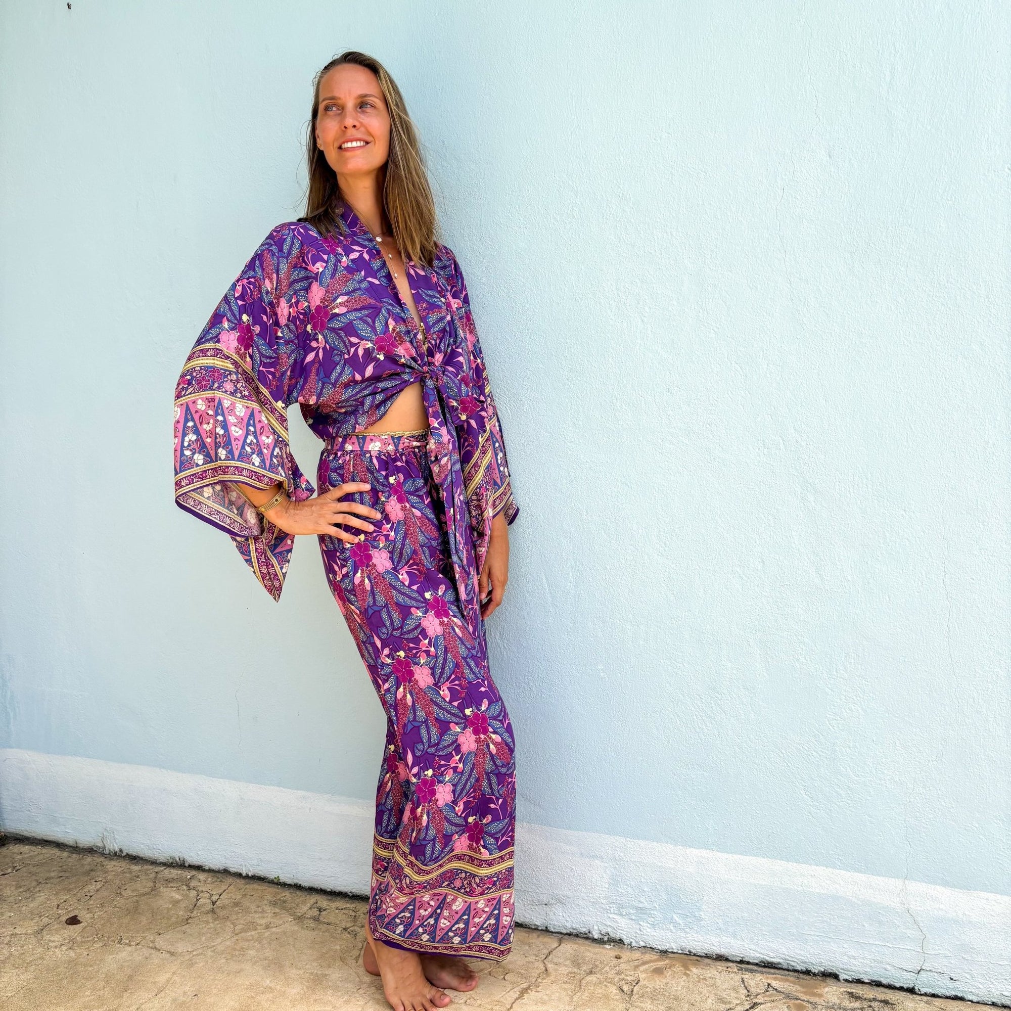 Giulia — Ensemble kimono court &amp; pantalon fluide imprimé - Brume de lavande - Amboria