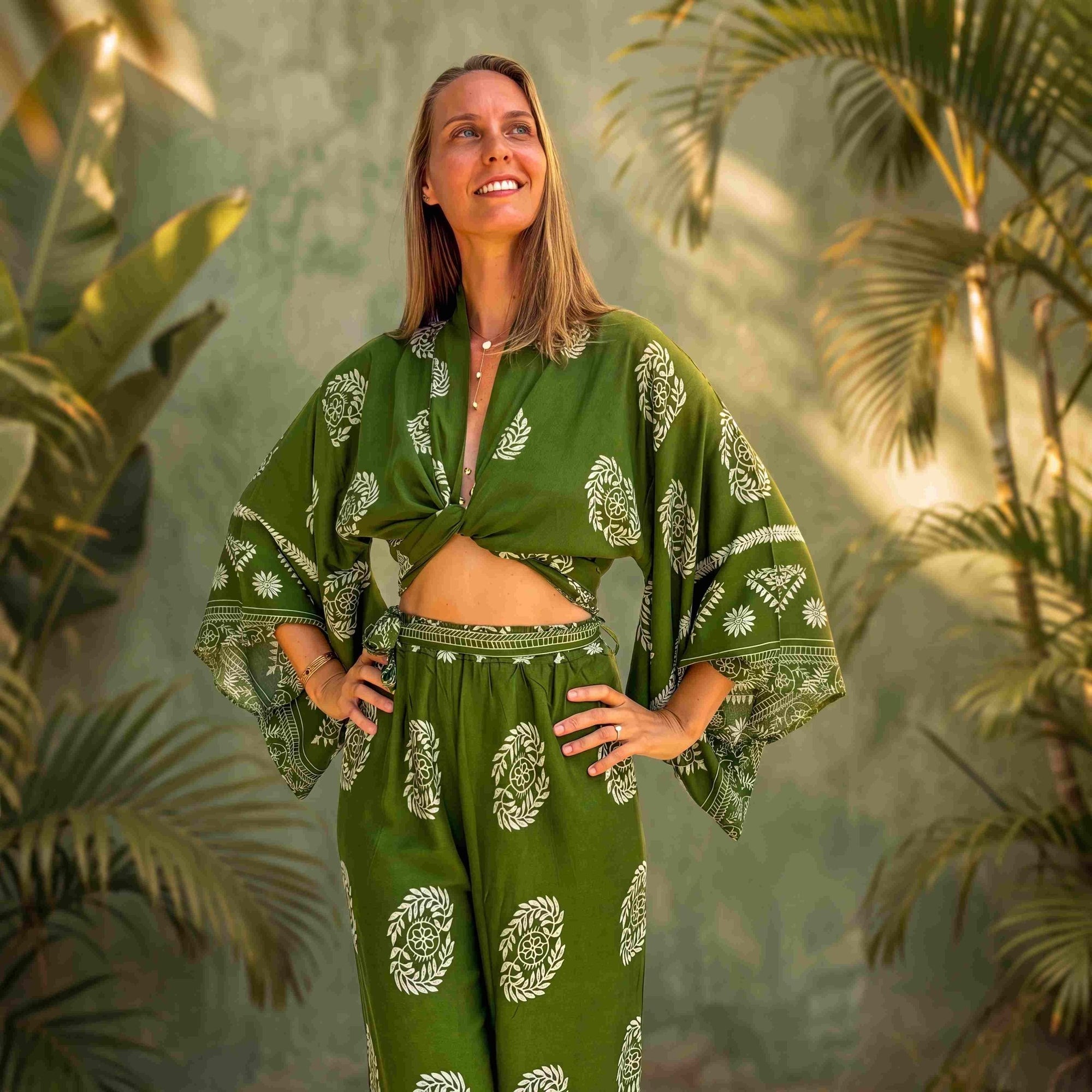 Giulia — Ensemble kimono court & pantalon fluide imprimé - Vert Écume - Amboria
