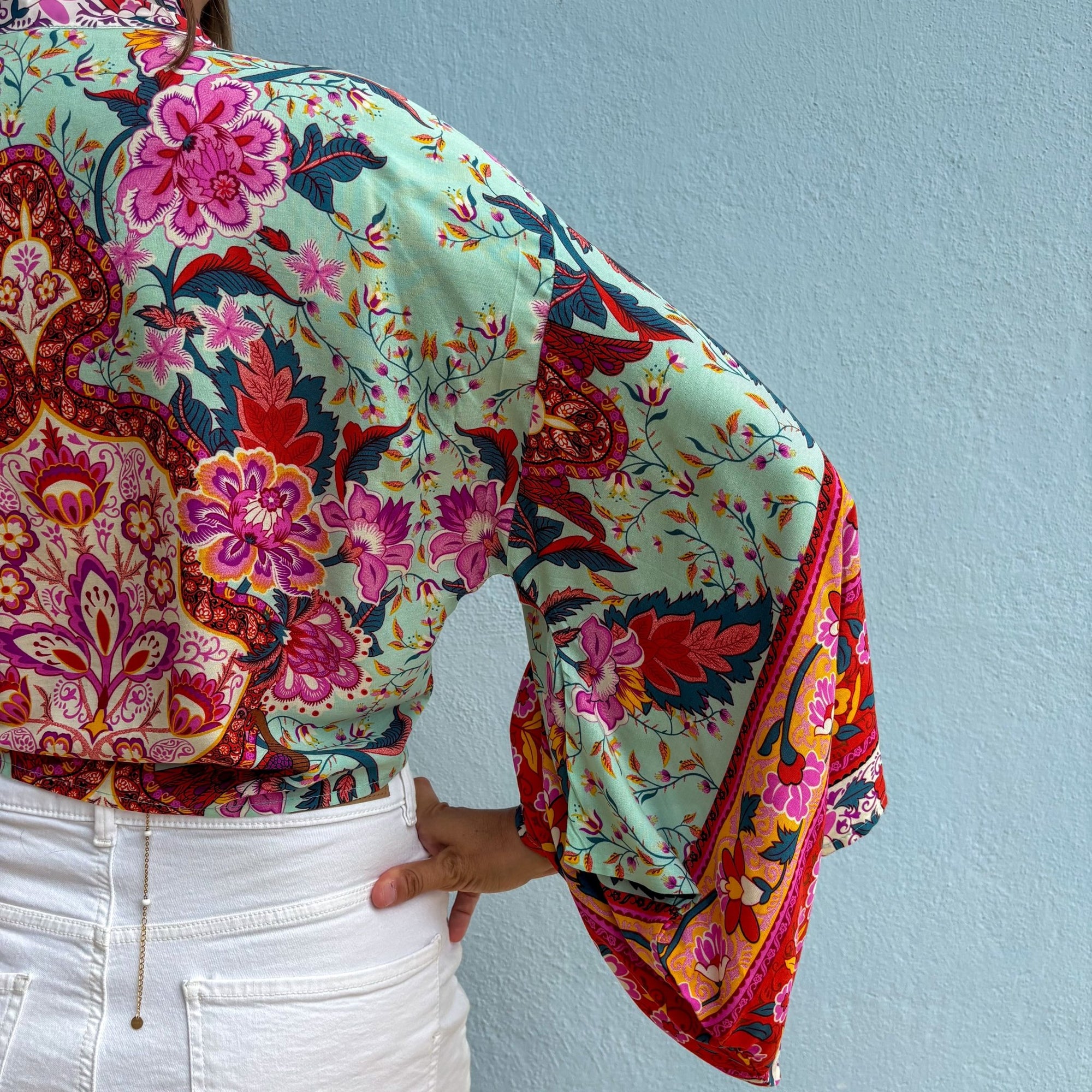 Giulia – Fleur de menthe : Kimono court d’été, léger et élégant - Amboria