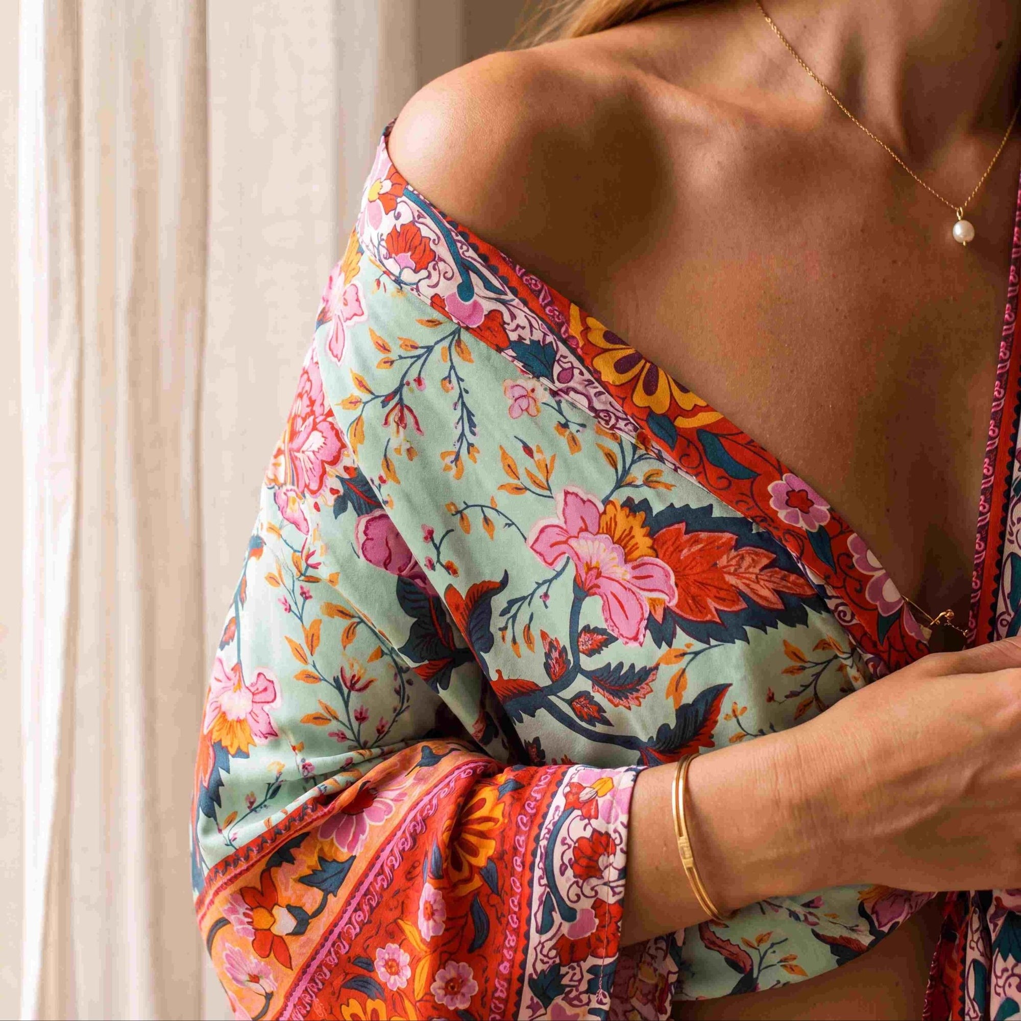 Giulia – Fleur de menthe : Kimono court d’été, léger et élégant - Amboria