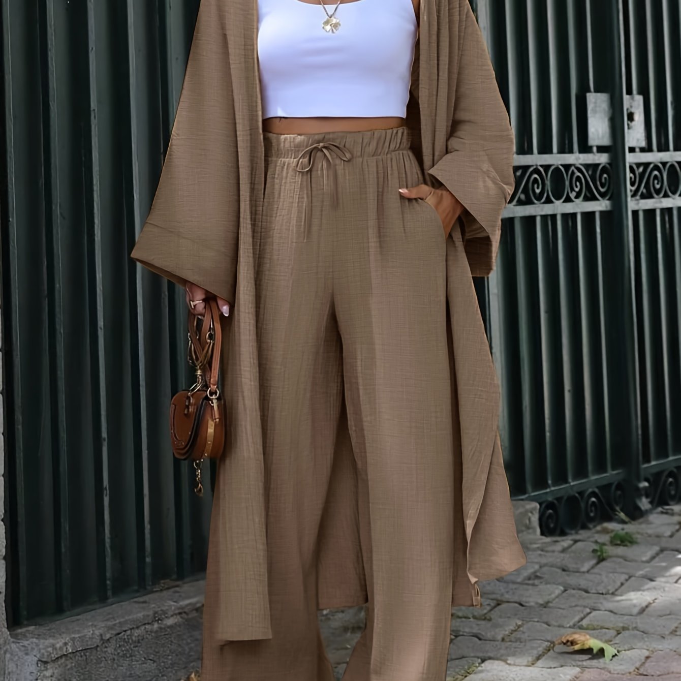 Naïa — Ensemble kimono &amp; pantalon fluide uni - Terre sereine - Une taille M encore disponible, écrivez - nous ! - Amboria